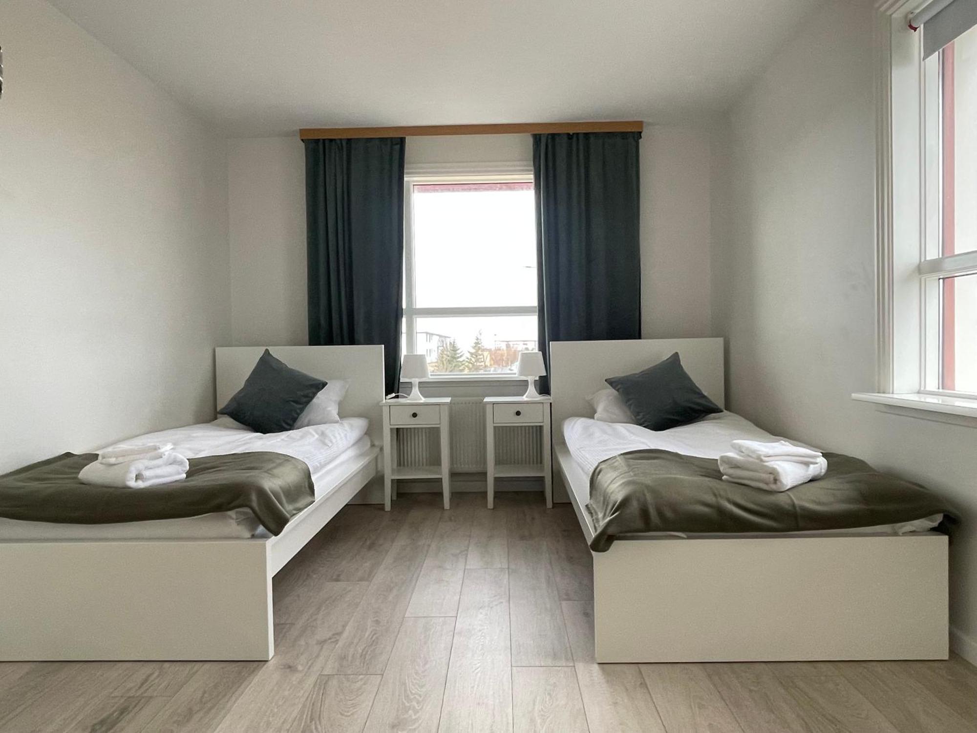 Iq Apartments 2 Keflavik Luaran gambar
